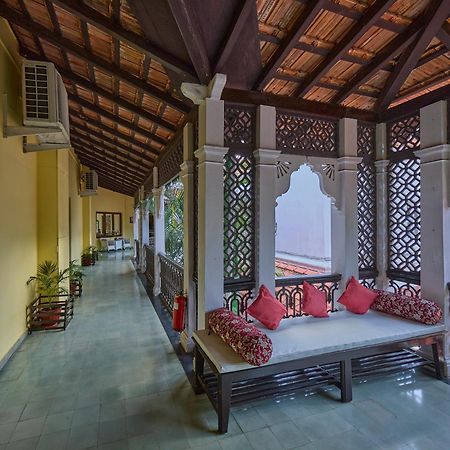 Royal Orchid Metropole Mysore Extérieur photo