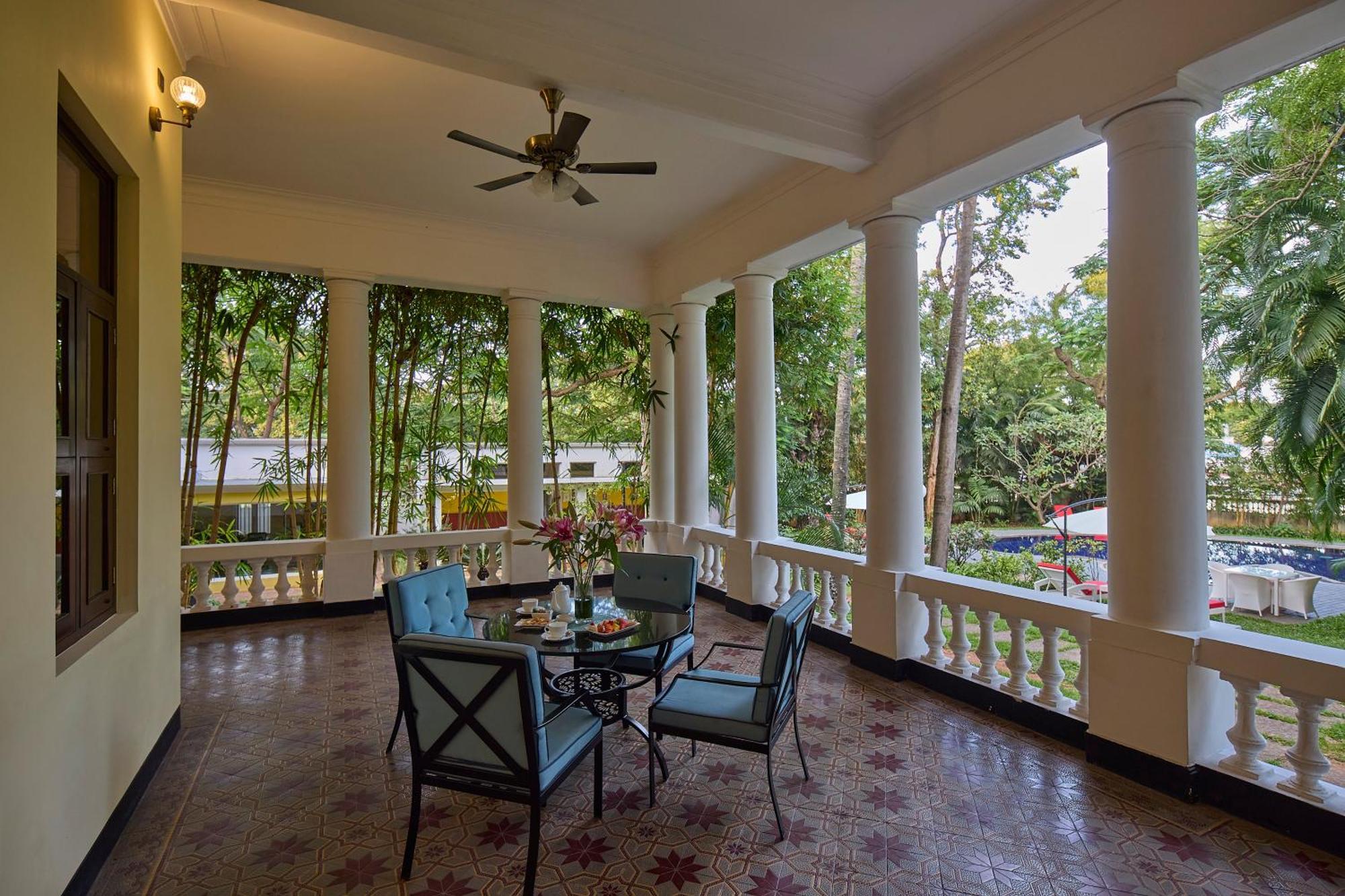 Royal Orchid Metropole Mysore Extérieur photo