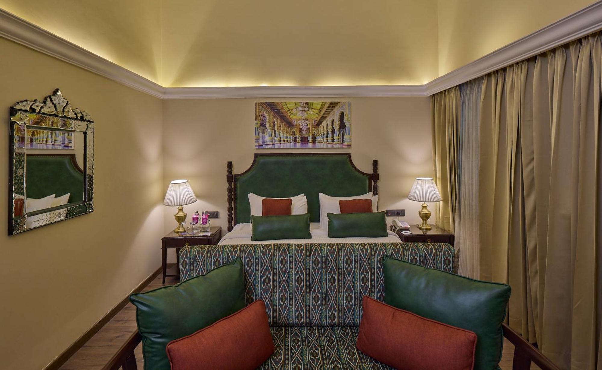 Royal Orchid Metropole Mysore Extérieur photo