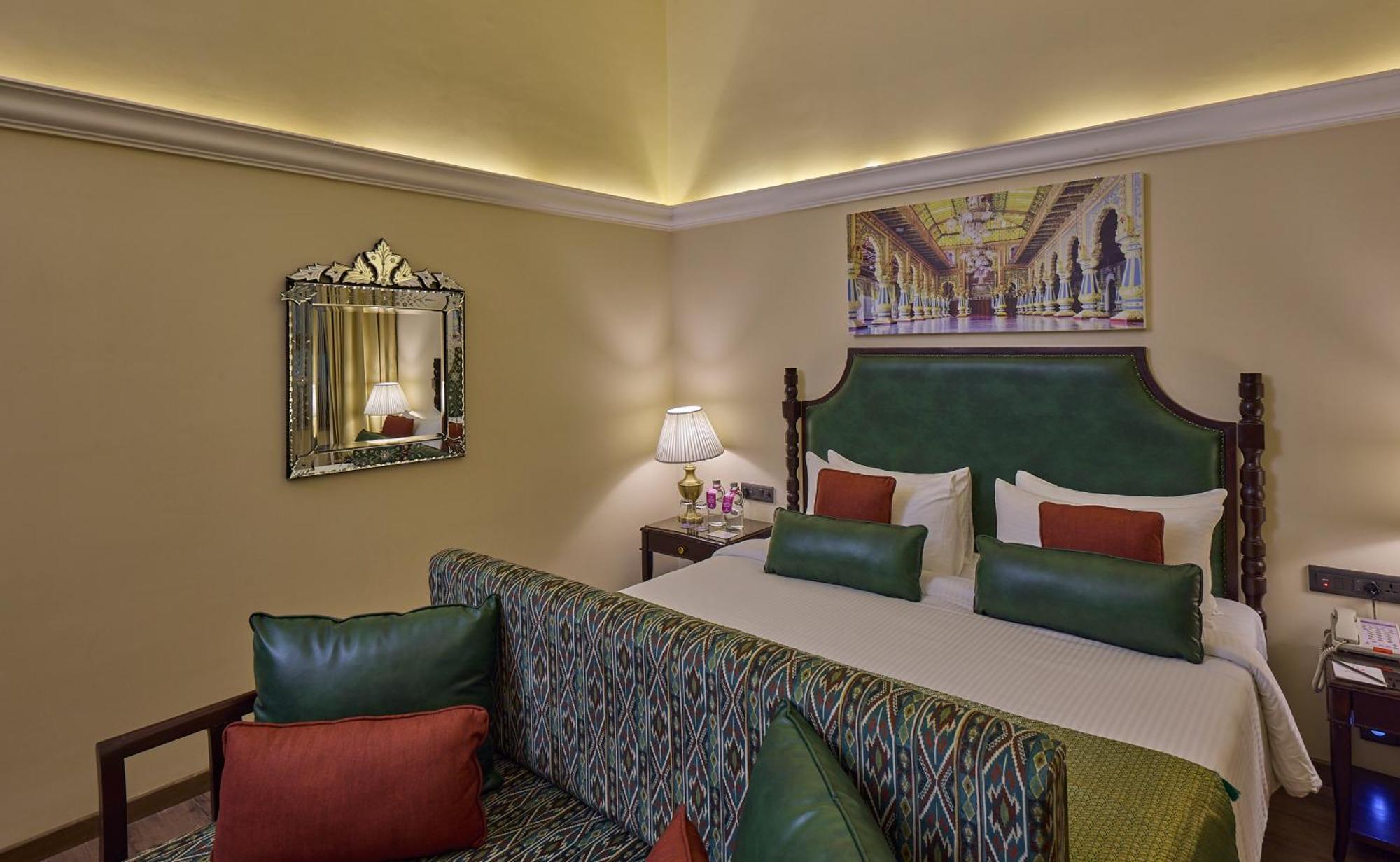 Royal Orchid Metropole Mysore Extérieur photo