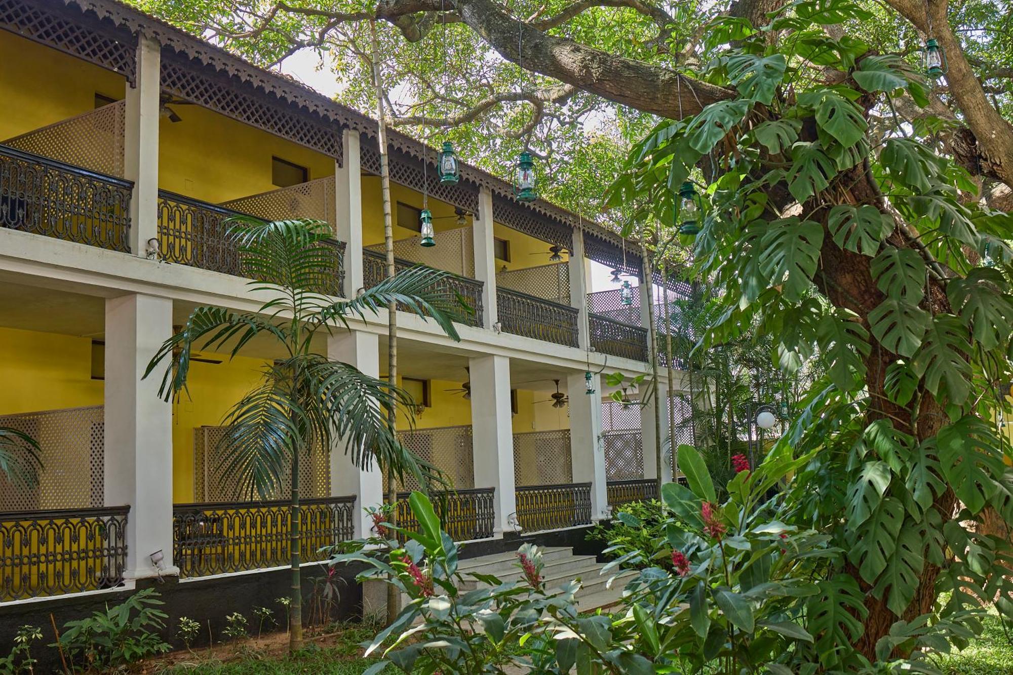 Royal Orchid Metropole Mysore Extérieur photo