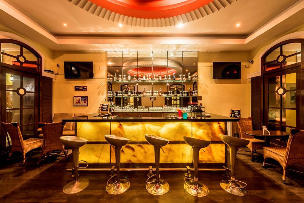 Royal Orchid Metropole Mysore Extérieur photo